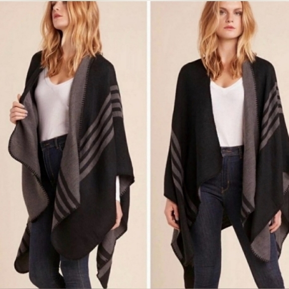 BB Dakota Reversible Blanket Shawl Poncho Sweater Black/ Grey OS Great Condition - Picture 1 of 3